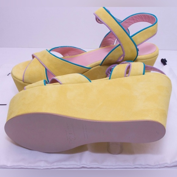 Platform Wedges Suede Soft Yellow. Pollini. Size 10 - Picture 6 of 8